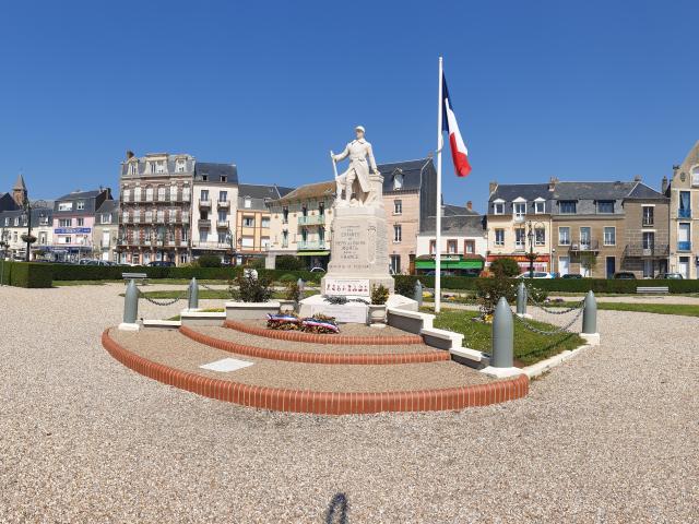 Centre Ville Mers Les Bains Monuments Aux Morts