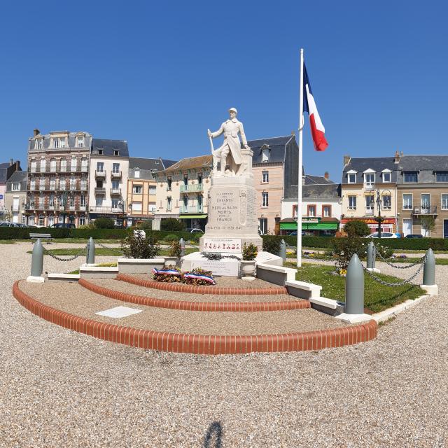 Centre Ville Mers Les Bains Monuments Aux Morts