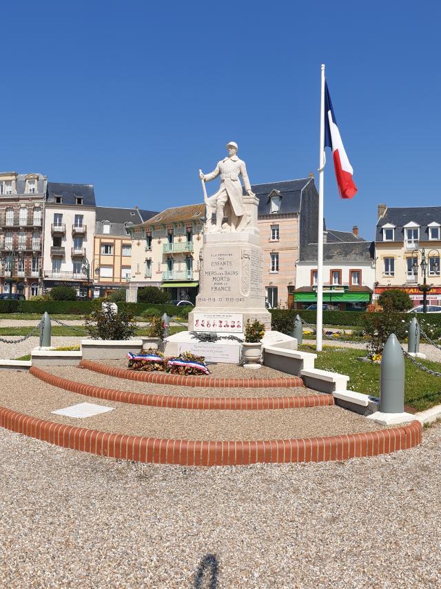 Centre Ville Mers Les Bains Monuments Aux Morts