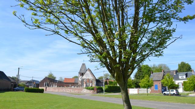 Destination Le Treport Mers Allenay Eglise Village