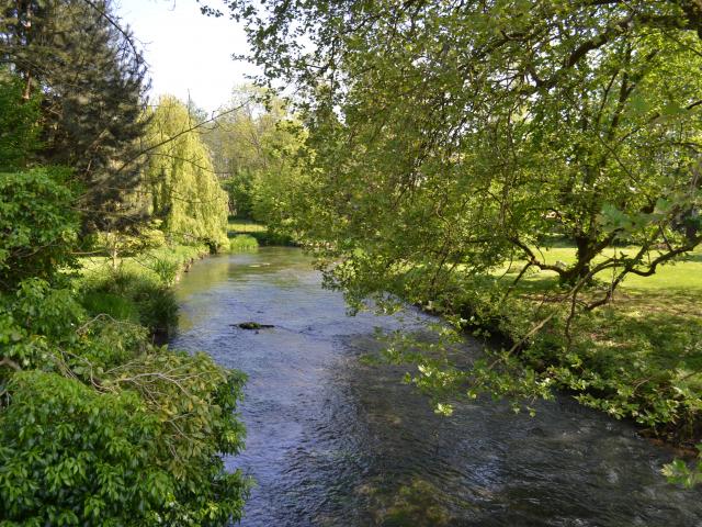 Destination Le Treport Mers Bouvaincourt Sur Bresle Etangs Fleuve La Bresle