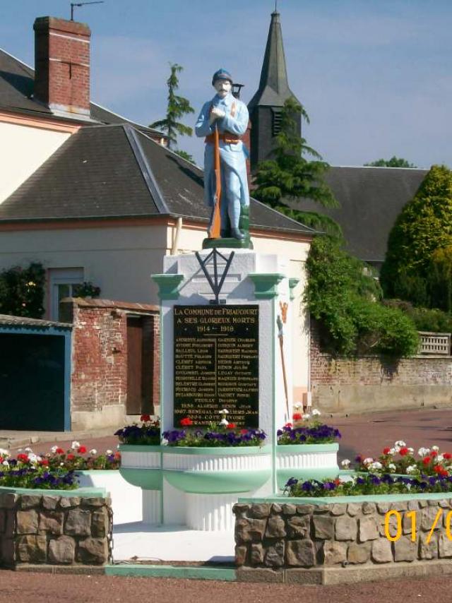 Destination Le Treport Mers Friaucourt Monument Aux Morts Village