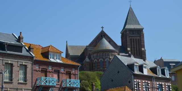 Vue sur l'église de Mers-les-Bains