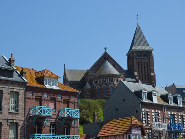 Vue sur l'église de Mers-les-Bains