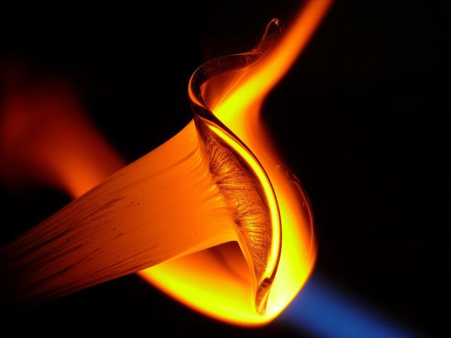 glass-blower-1026086-1920.jpg