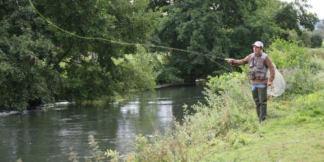 Beauchamps Pêcheurs à La Mouche Gilles Targat