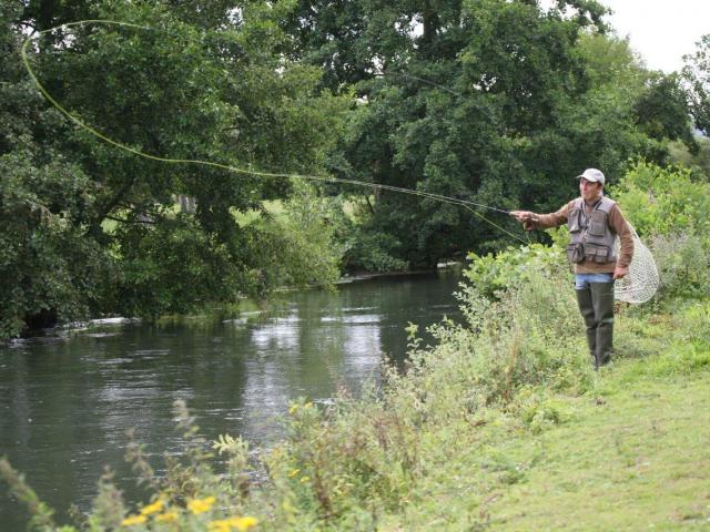 Beauchamps Pêcheurs à La Mouche Gilles Targat