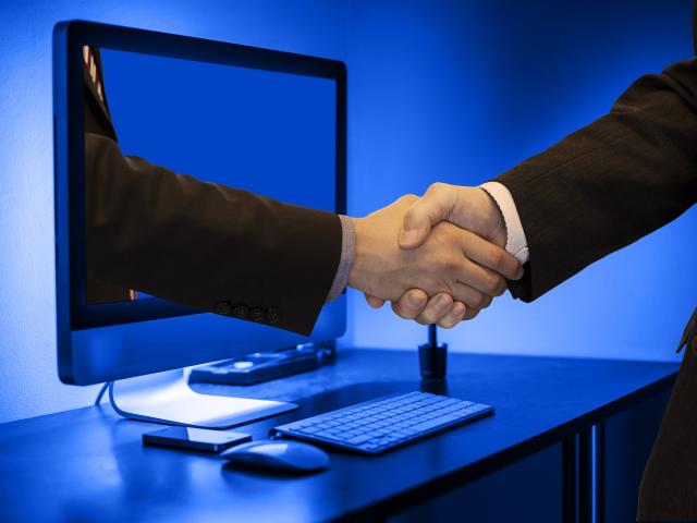 handshake-3962172-1920.jpg