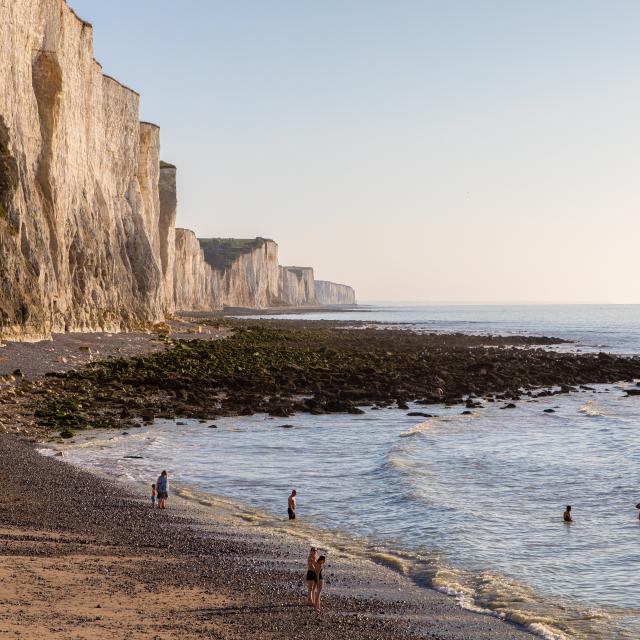 Ault, sa plage et ses falaises