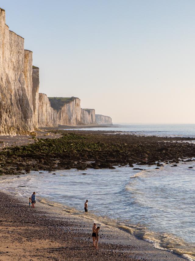 Ault, sa plage et ses falaises